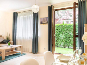 VacationClub - Żeromskiego 29 Apartament A03